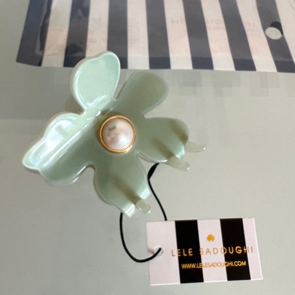 LELE SADOUGHI Lily Claw Clip main image 9